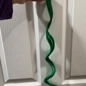 Vibrant Green Hair Extension (5)